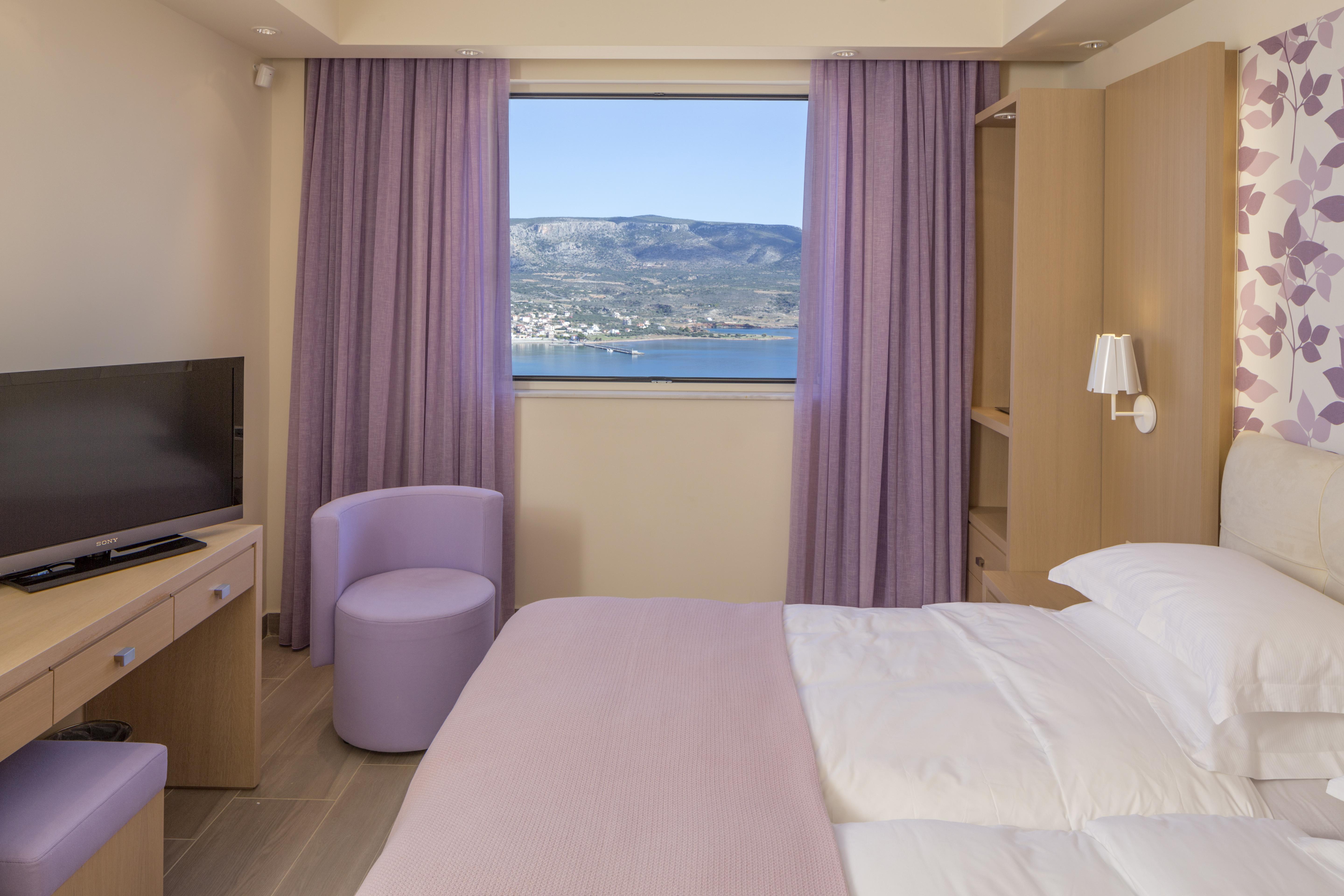 Princess Kyniska Suites Bãi biển Bãi biển Plitra Ngoại thất bức ảnh