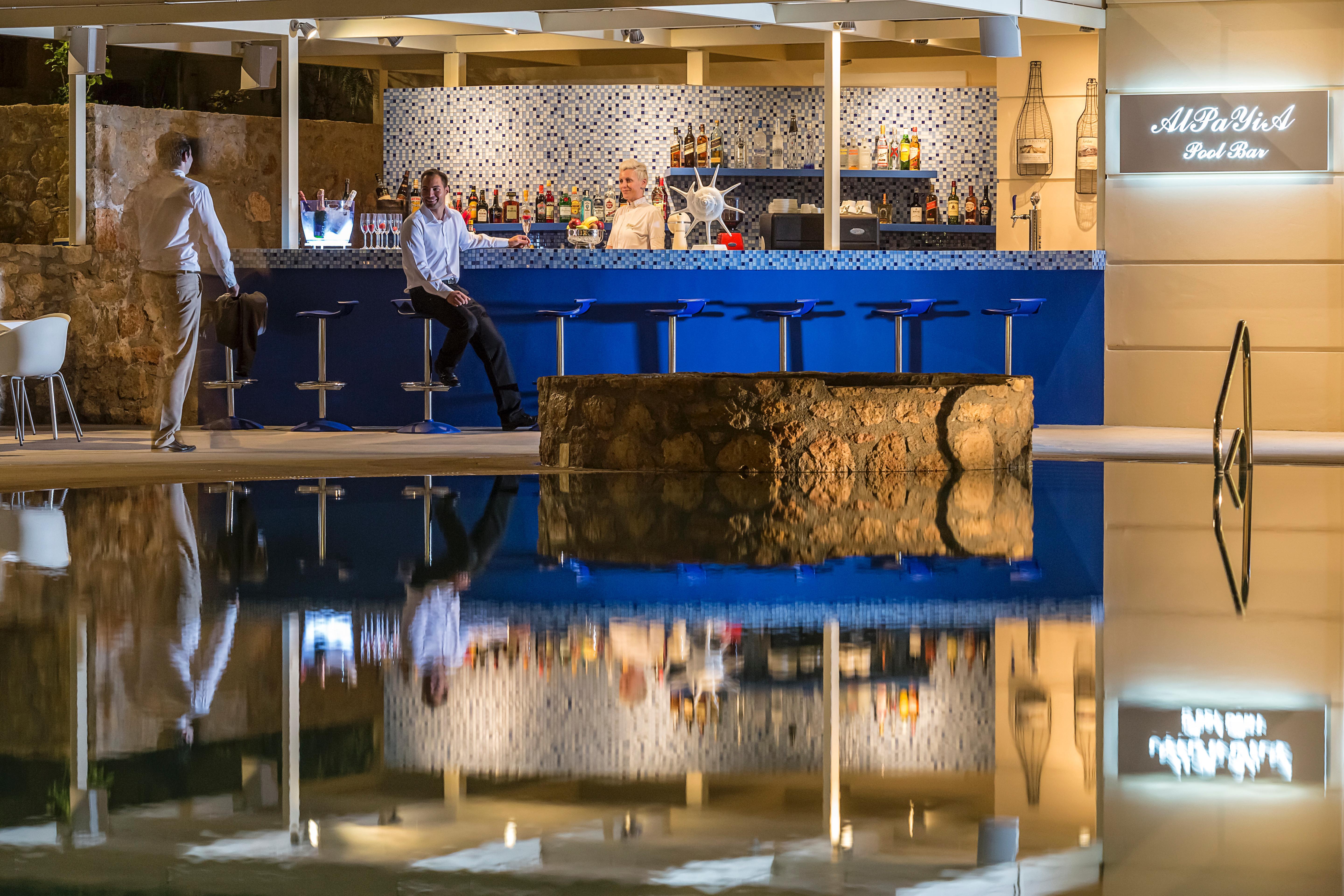 Princess Kyniska Suites Bãi biển Bãi biển Plitra Ngoại thất bức ảnh